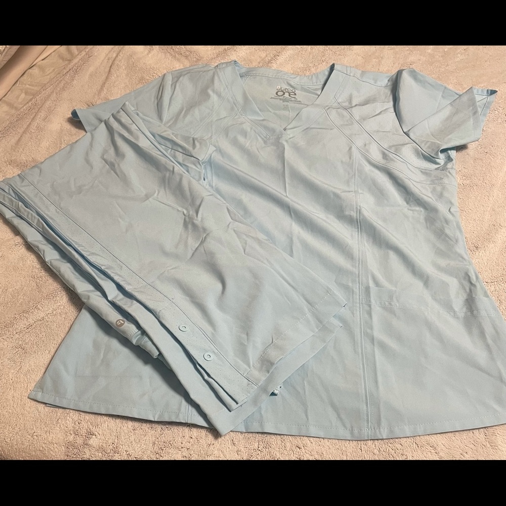 Barco One Scrub Set